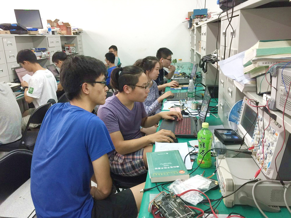 2017瑞萨杯全国大学生电子设计竞赛开赛 科技与创意的激情碰撞